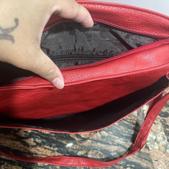 Red Faux leather bag with sling strap. New. Medium size. Made in china - Picture 2 of 6